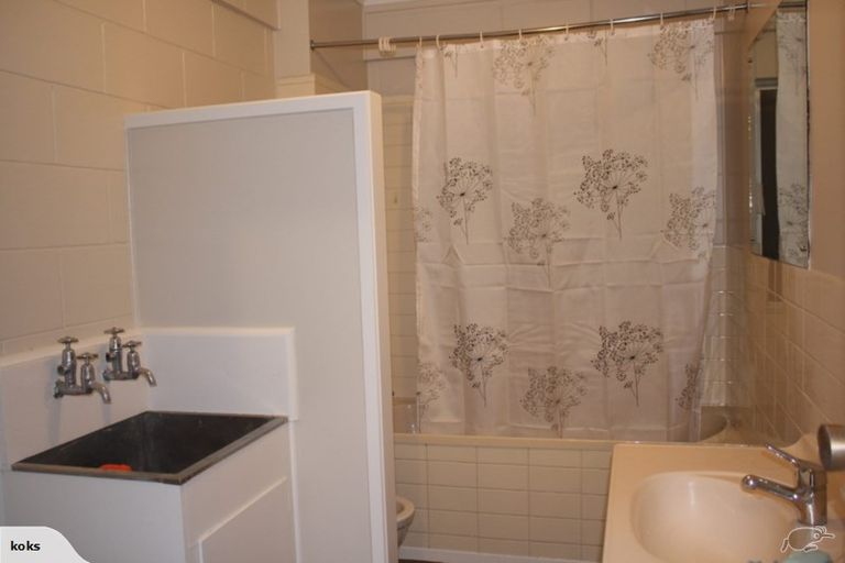 Photo of property in 6/48 Mcleod Road, Henderson, Auckland, 0612