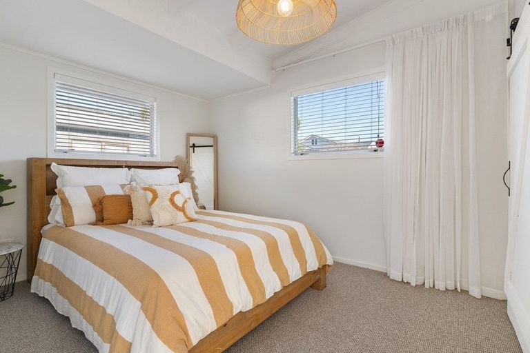 Photo of property in 1209 Papamoa Beach Road, Papamoa Beach, Papamoa, 3118