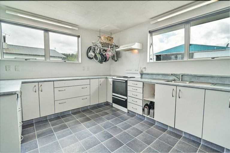 Photo of property in 114 Kaiapo Road, Camberley, Hastings, 4120