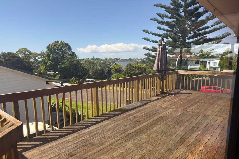 Photo of property in 2 Allender Drive, Torbay, Auckland, 0630
