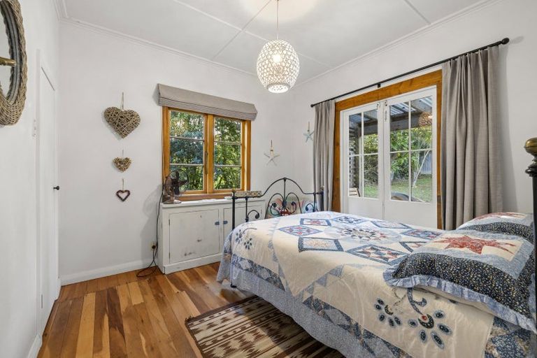 Photo of property in 15 East Street, Raglan, 3225