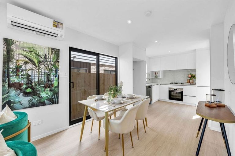 Photo of property in 451e Massey Road, Mangere East, Auckland, 2024