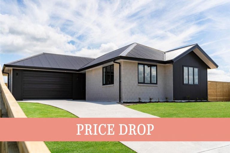Photo of property in 59 Te Taniwha Road, One Tree Point, 0118