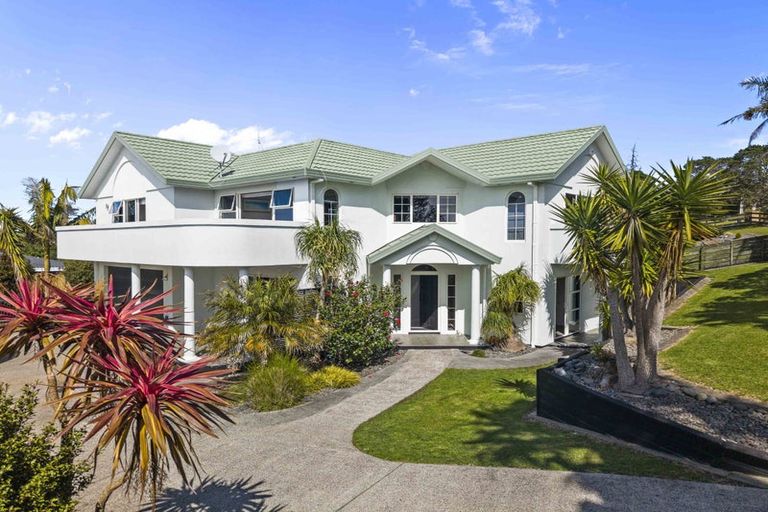 Photo of property in 1159 Whangaparaoa Road, Gulf Harbour, Whangaparaoa, 0930