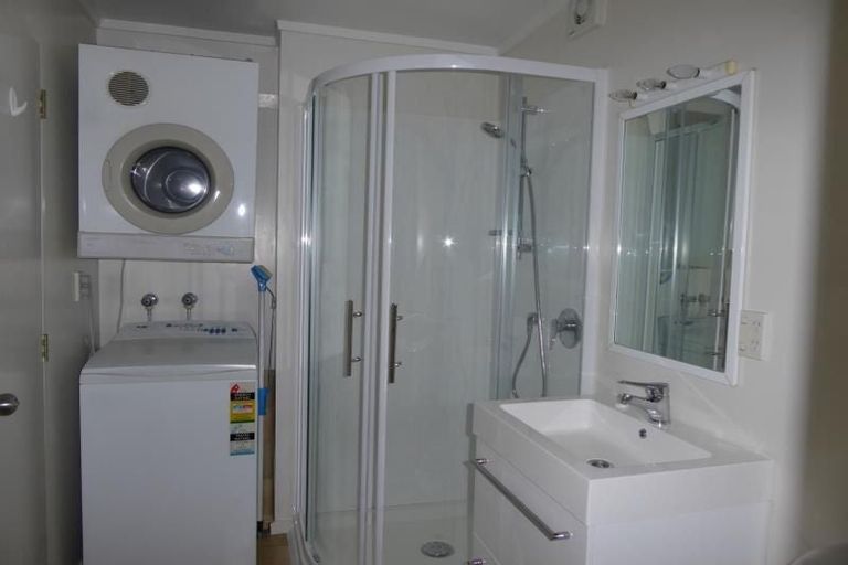 Photo of property in Grosvenor Cl, 6u7 Brown Street, Mount Cook, Wellington, 6021