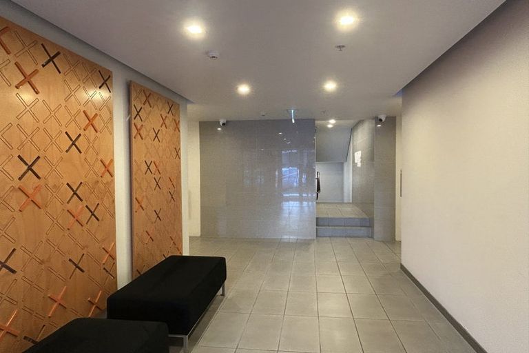 Photo of property in Monument Apartments, 2h/245 Wakefield Street, Te Aro, Wellington, 6011