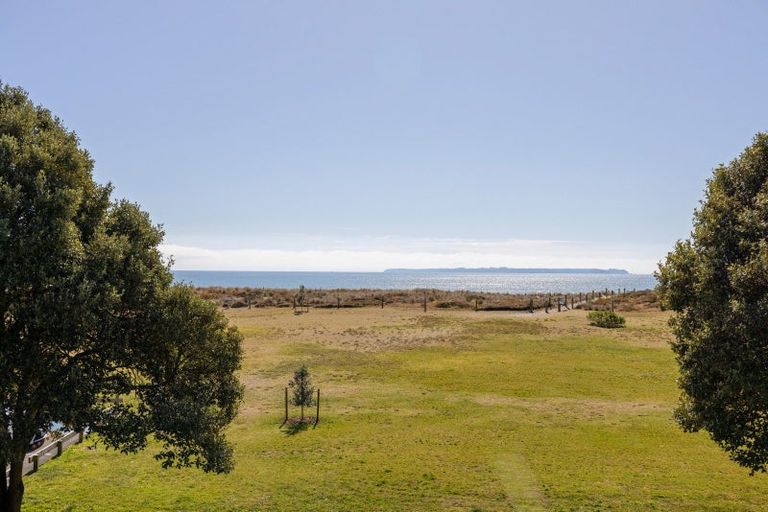 Photo of property in 1167 Papamoa Beach Road, Papamoa Beach, Papamoa, 3118