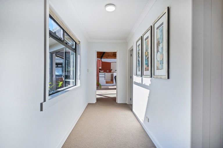 Photo of property in 16 Tarapatiki Drive, Whitianga, 3510