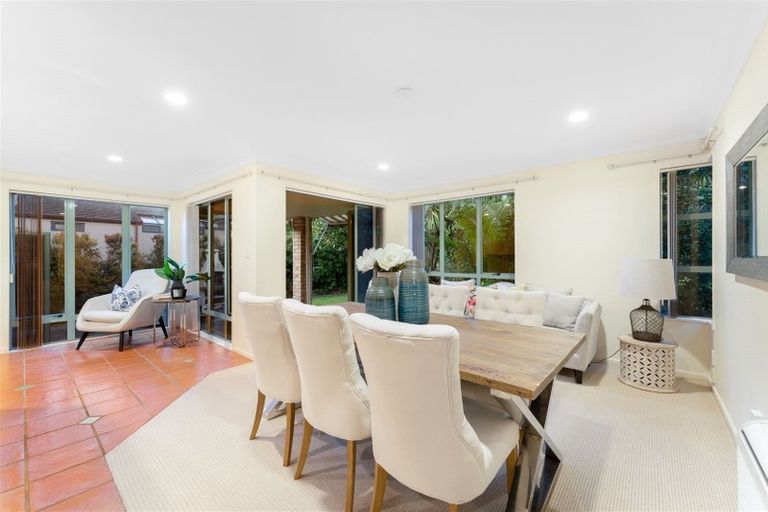 Photo of property in 19 Gilberd Place, Torbay, Auckland, 0630