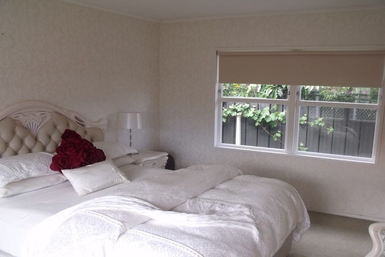 Photo of property in 3 Elliott Street, Taradale, Napier, 4112