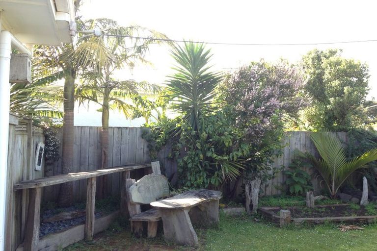 Photo of property in 8 Raumati Terrace, Khandallah, Wellington, 6035