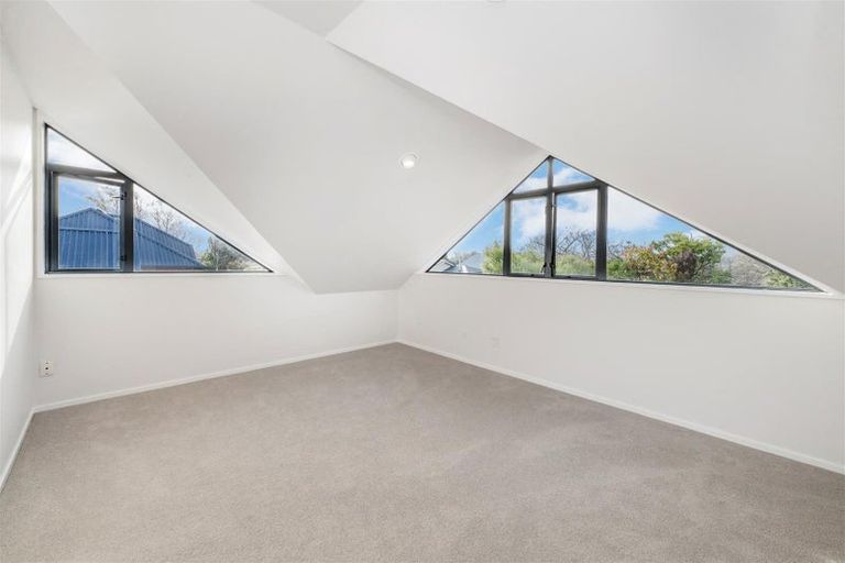 Photo of property in 24 Blighs Road, Strowan, Christchurch, 8052