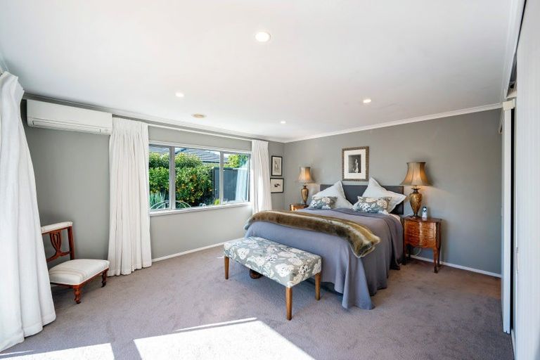 Photo of property in 29 Whakatomo Place, Havelock North, 4130