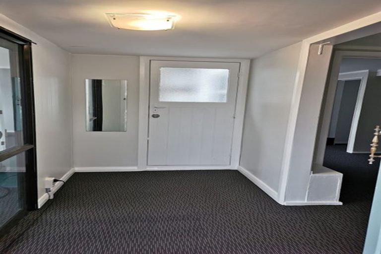 Photo of property in 10 Korokoro Road, Korokoro, Lower Hutt, 5012
