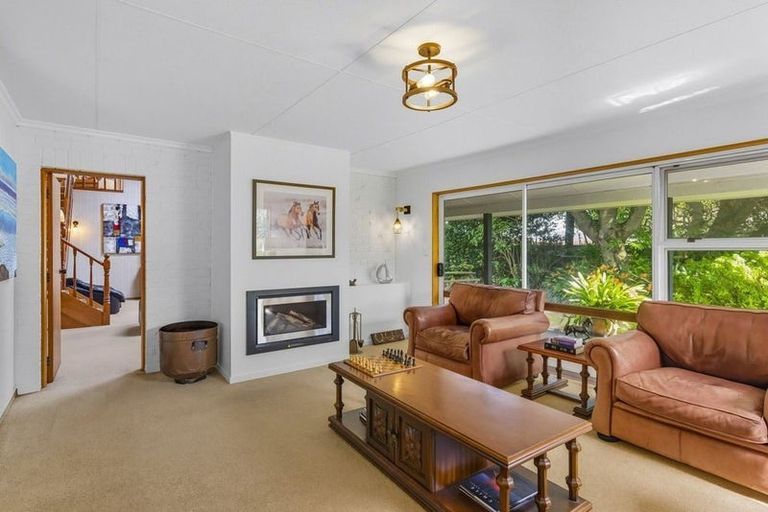 Photo of property in 335 Te Moana Road, Waikanae, 5036