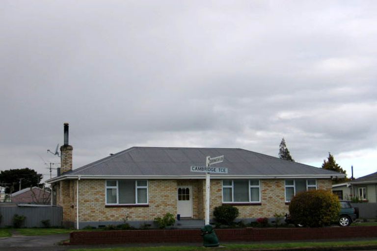 Photo of property in 24 Cambridge Terrace, Masterton, 5810