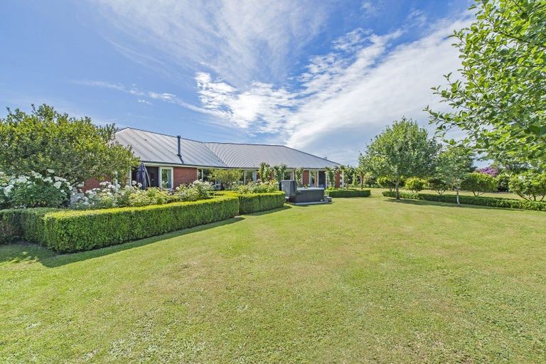 Photo of property in 19 Brahman Close, Prebbleton, 7604