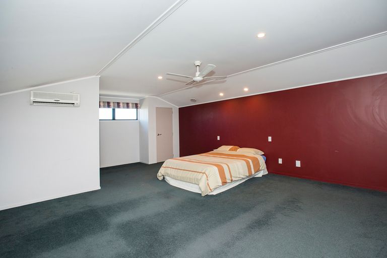Photo of property in 17 Pohutukawa Grove, Lytton West, Gisborne, 4010