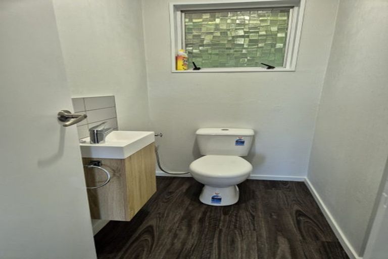 Photo of property in 25c Woodvale Grove, Fairfield, Lower Hutt, 5011