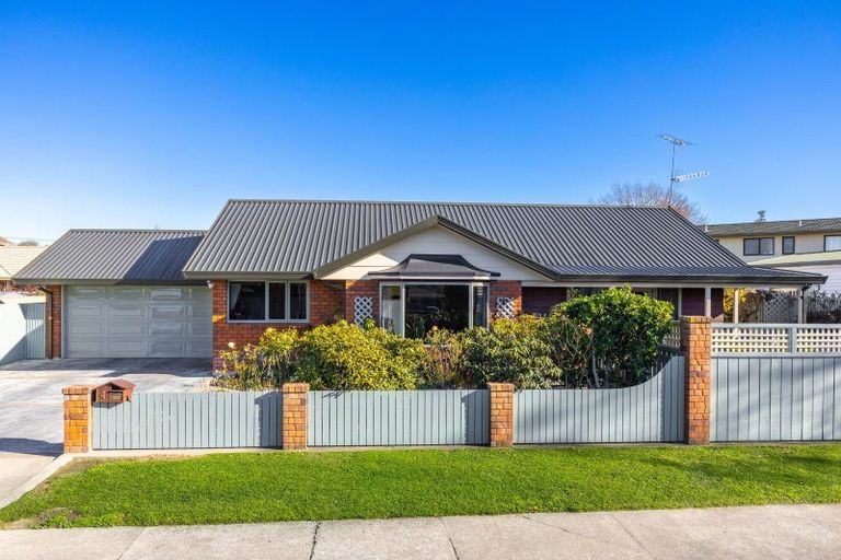 Photo of property in 4 Cubitt Street, Blenheim, 7201