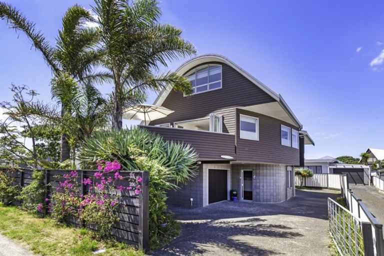 Photo of property in 306 Ocean Road, Whangamata, 3620