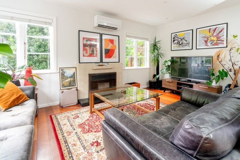 Photo of property in 421 Ohiro Road, Brooklyn, Wellington, 6021