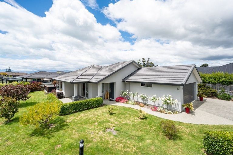 Photo of property in 11 Les Wakefield Road, Mapua, 7005