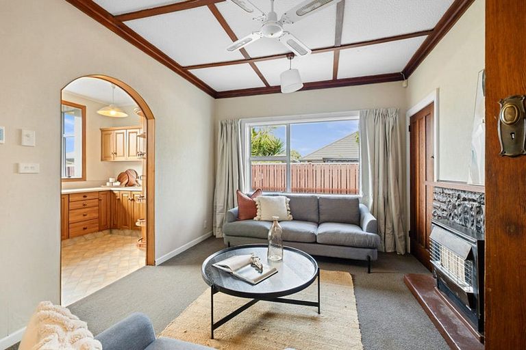 Photo of property in 195 Carrington Street, Lower Vogeltown, New Plymouth, 4310