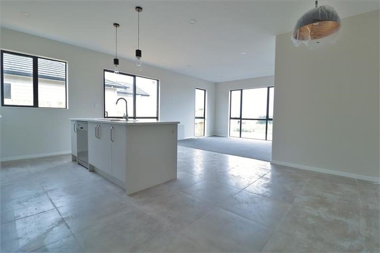 Photo of property in 9 Olivia Road, Pukekohe, 2120