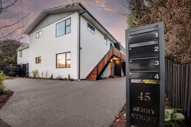 Photo of property in 2/45 Berry Street, St Albans, Christchurch, 8014