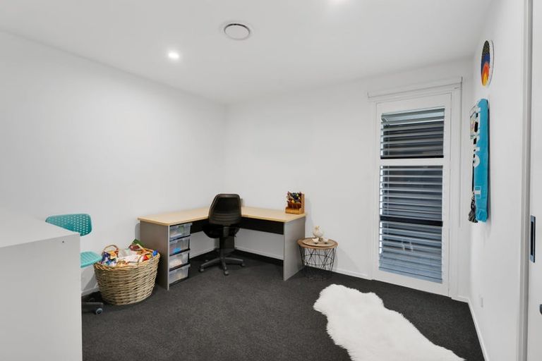 Photo of property in 26 Mercade Close, Stratford, 4332