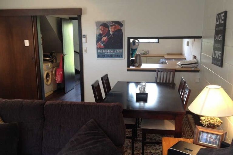 Photo of property in 1/37 Geraldine Street, Edgeware, Christchurch, 8013