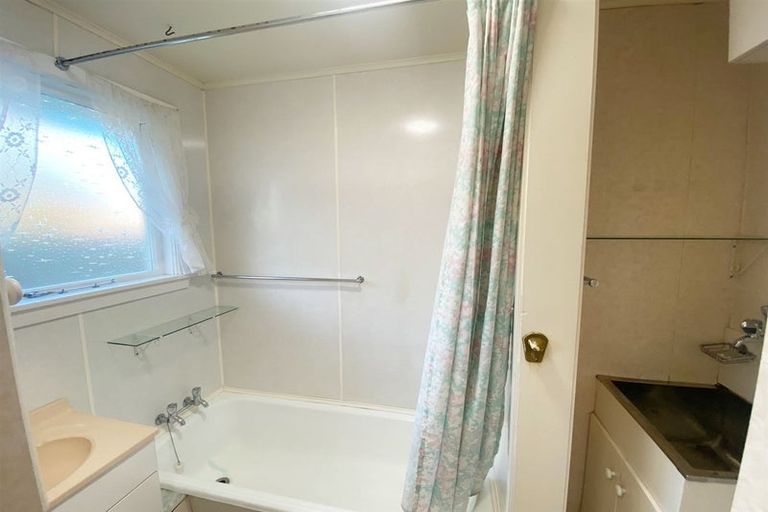 Photo of property in 2/578 Gloucester Street, Linwood, Christchurch, 8011