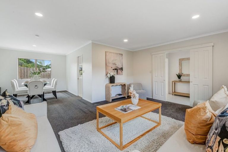 Photo of property in 6 Fulmar Way, Unsworth Heights, Auckland, 0632