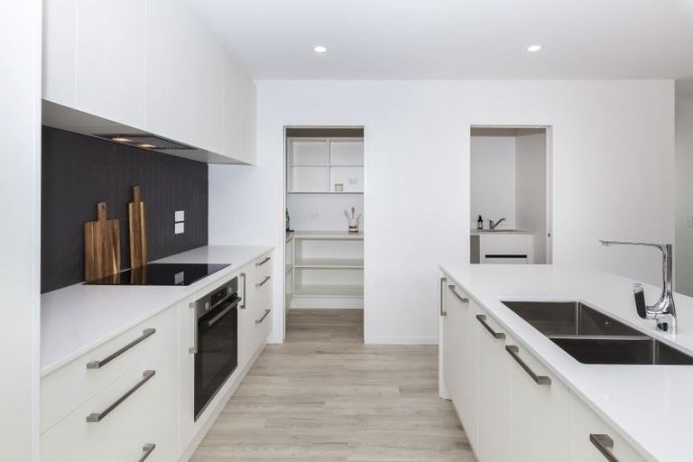 Photo of property in 2/196 Peterborough Street, Christchurch Central, Christchurch, 8013