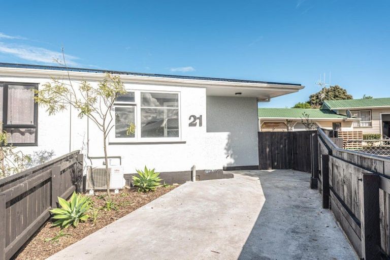 Photo of property in 1 Kupe Place, Castlecliff, Whanganui, 4501