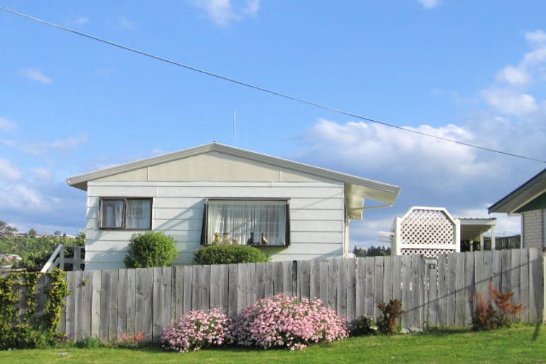 Photo of property in 2 Emily Place, Bellevue, Tauranga, 3110