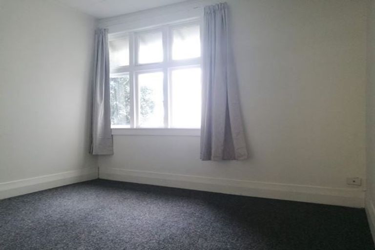 Photo of property in 135 Wallace Street, Mount Cook, Wellington, 6021