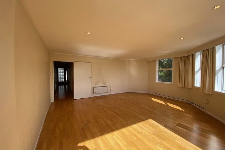 Photo of property in 2u3 Brooklyn Terrace, Brooklyn, Wellington, 6021