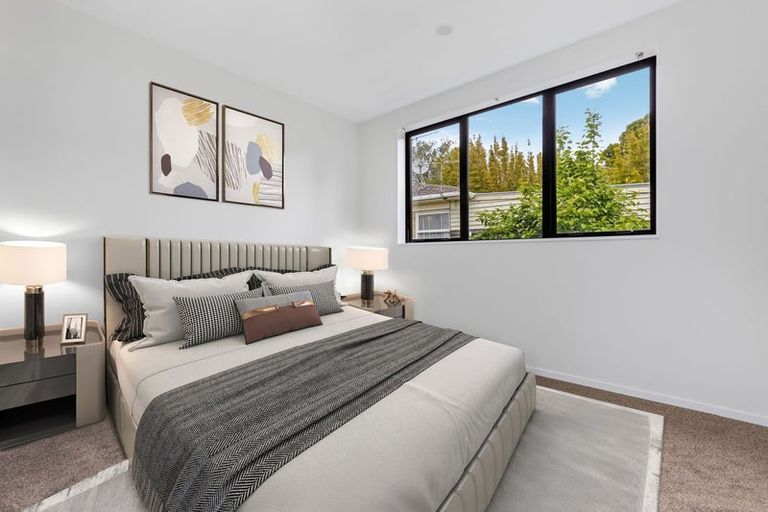 Photo of property in 17 Tokai Place, Glen Eden, 0602