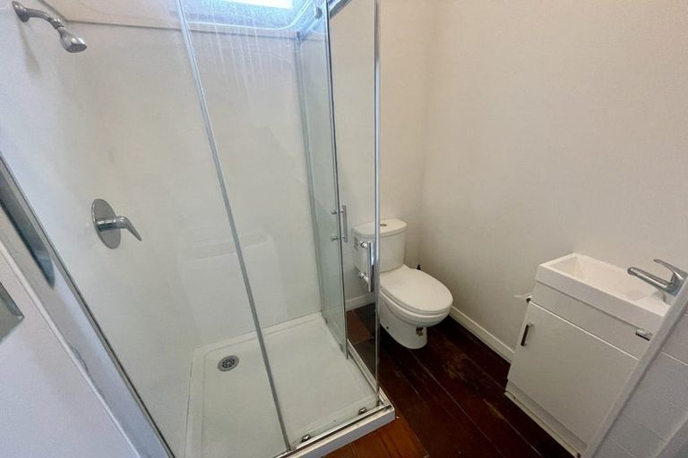 Photo of property in 4a/8 Howard Street, Mount Cook, Wellington, 6021