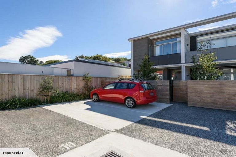 Photo of property in 8/59 The Parade, Island Bay, Wellington, 6023