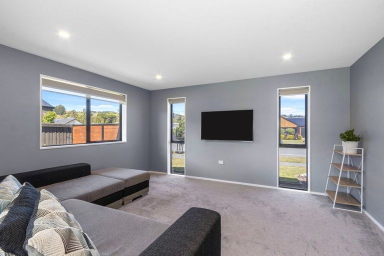 Photo of property in 11 Muirhill Street, Halswell, Christchurch, 8025