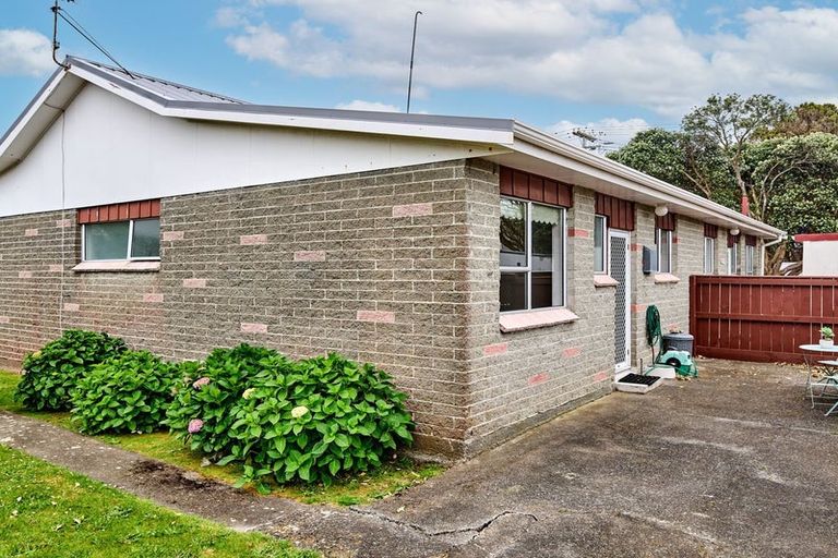 Photo of property in 2/10 Rex Street, Miramar, Wellington, 6022