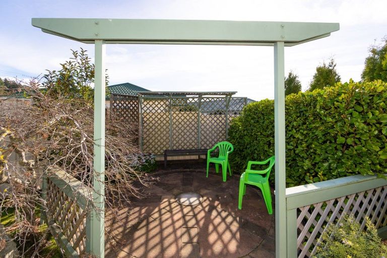 Photo of property in 8 Dules Walk, Taradale, Napier, 4112