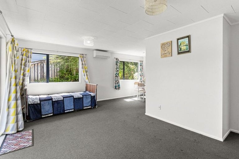 Photo of property in 31 Beaumont Crescent, Frankleigh Park, New Plymouth, 4310