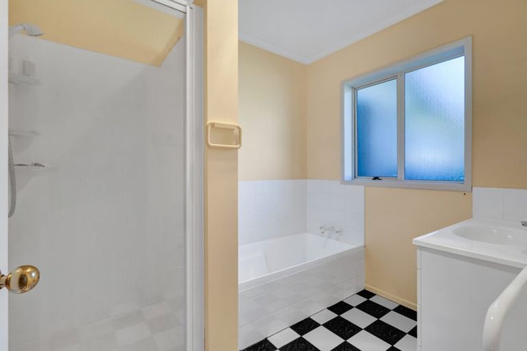 Photo of property in 12 Davies Road, Hurdon, New Plymouth, 4310