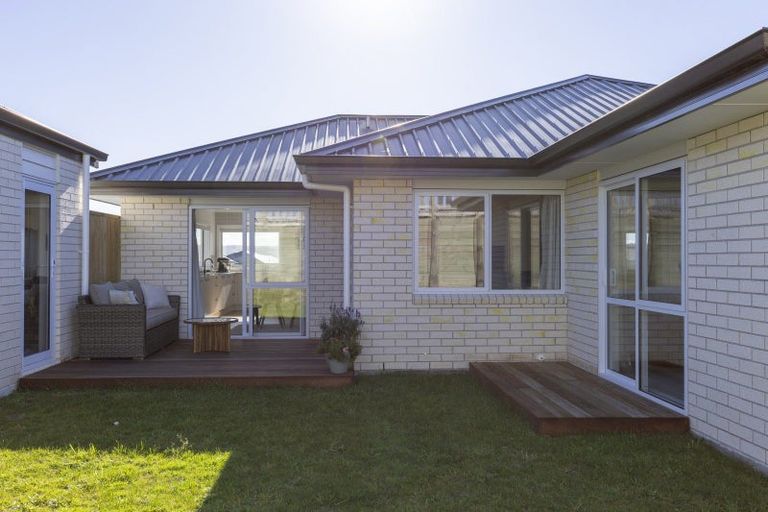 Photo of property in 52 Maunganamu Drive, Wharewaka, Taupo, 3330