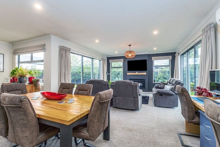 Photo of property in 27 Richard Pearse Drive, Temuka, 7920