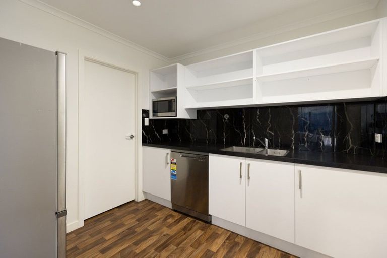 Photo of property in 34 Kahuparere Crescent, Pyes Pa, Tauranga, 3112